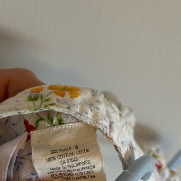 Floral Strawberry Button Up Dress 5T‍‍‍‍‍‍‍‍‍‍‍‍‍‍‍‍‍﻿﻿﻿﻿﻿﻿﻿﻿﻿﻿﻿﻿﻿﻿﻿﻿﻿﻿…‍‍‍‍‍‍﻿‍ - Picture 7 of 7